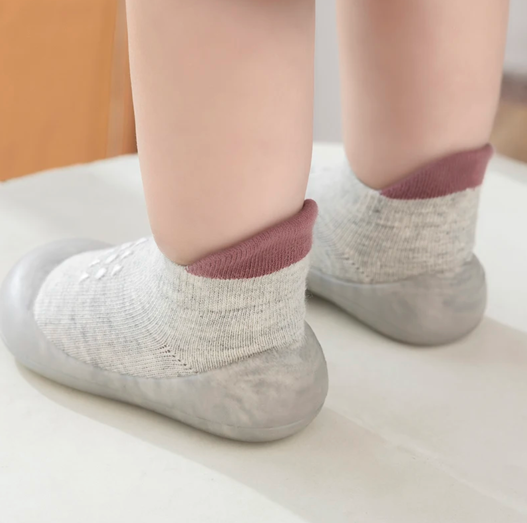 Comfort Sock Shoe - Grey Polkadot